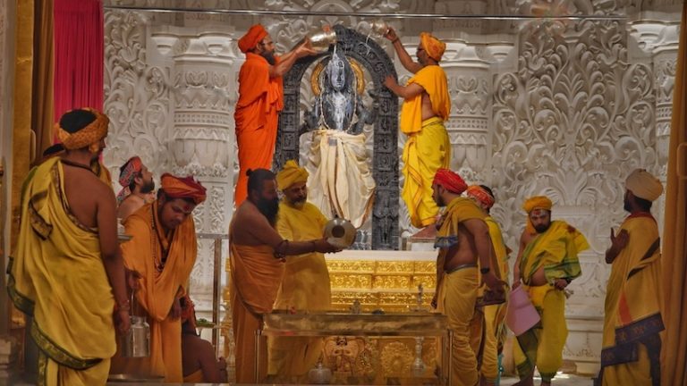 ‘सूर्य तिलक’ से पहले भगवान रामलला का दुग्धाभिषेक, बोले PM मोदी- शताब्दियों की प्रतीक्षा के बाद आई है ये रामनवमी, राम भारत का आधार