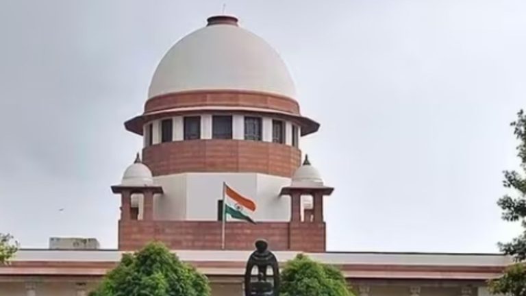 जंगल में लकड़ी चुनने बेटी को ले गया था सौतेला पिता, वहाँ कर दिया रेप: सुप्रीम कोर्ट ने आजीवन कारावास की सजा को घटाकर कर दिया 10 साल