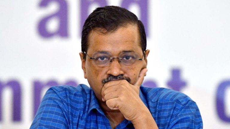 6 साल में 6099 को ही दिया फायदा, बताया 1 साल में ही कर दिया 113693 का इलाज: RTI से केजरीवाल सरकार के ‘आरोग्य कोष’ में भी उजागर हुआ घपला