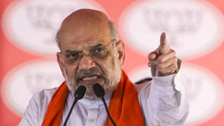 पाकिस्तान के कब्जे वाला कश्मीर हमारा, इसे हम लेकर रहेंगे: बंगाल में बोले अमित शाह, कहा- POK पर बात करने से डरते हैं ममता बनर्जी और राहुल गाँधी