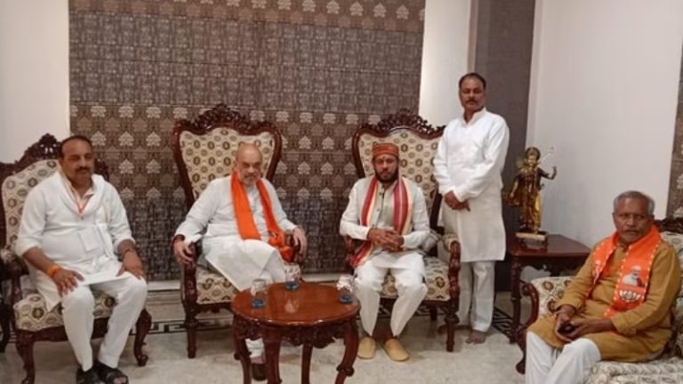 अचानक सपा MLA के घर पहुँचे अमित शाह, बंद कमरों में रायबरेली फतह के लिए मंथन: जानिए कौन हैं मनोज पांडेय, जो राहुल-अखिलेश दोनों को दे रहे सिरदर्द
