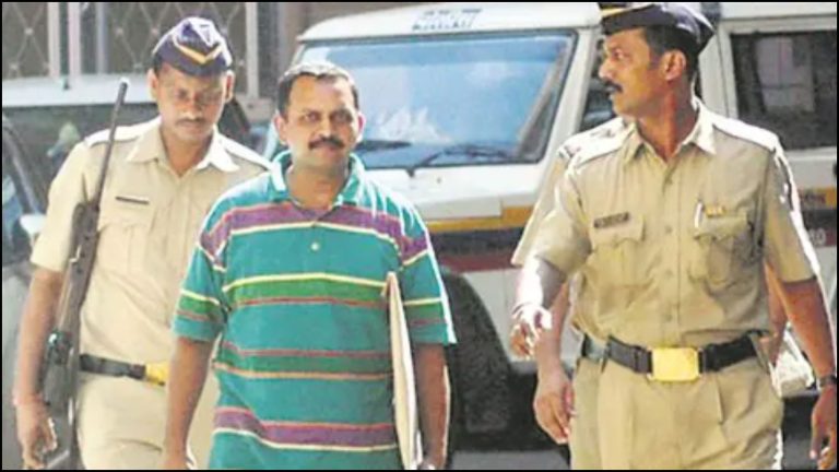 नंगा कर प्राइवेट पार्ट पर वार, बाल पकड़ खींचे… कैप्टन अभिनंदन के साथ जो करने की हिम्मत न जुटा सका पाकिस्तान, वह बर्बरता अपने ही देश में एक कर्नल के साथ कॉन्ग्रेस ने करवाई