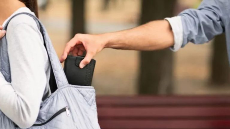 दिल्ली में सबसे ज्यादा गुम/चोरी होते हैं मोबाइल फोन, खोया हुआ मोबाइल पाना भी देश में सबसे मुश्किल दिल्ली में ही: जानिए क्या कहता है डाटा