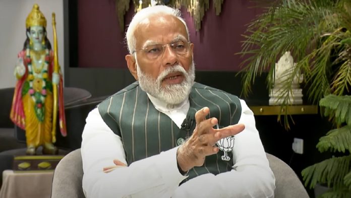 नरेंद्र मोदी