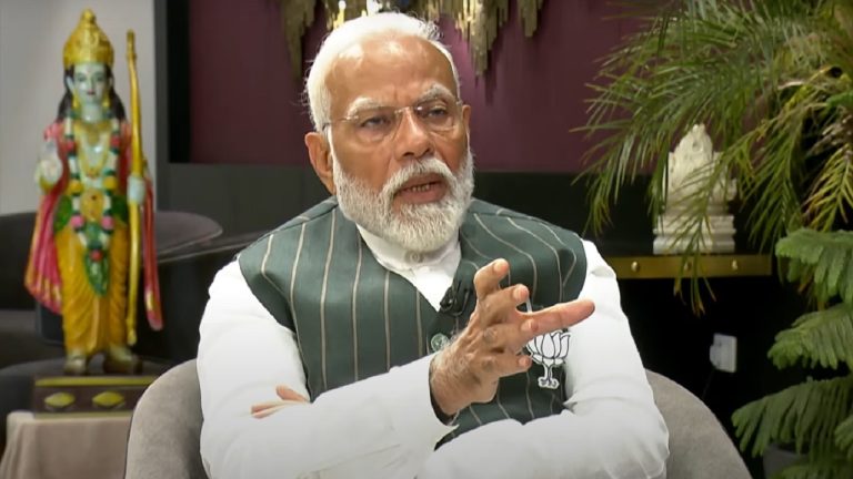 OBC आरक्षण में मुस्लिम घुसपैठ पर कलकत्ता हाई कोर्ट का फैसला देश की आँख खोलने वाला: PM मोदी ने कहा – मेहनती विपक्षी संसद में पहुँचें, सरकार की आलोचना करें