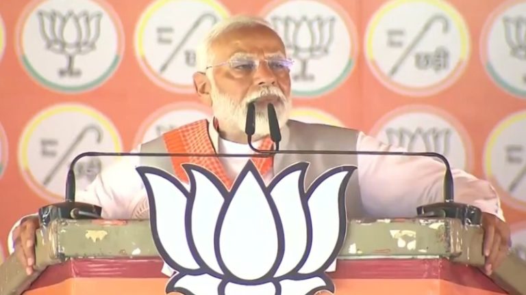 ‘इंडी गठबंधन वालों को जिहादी दे रहे खुला समर्थन, Pak से मिल रही दुआ’: PM मोदी ने जनता को किया सतर्क, बोले- 4 जून से होगी देश के विकास की मंगल यात्रा शुरू