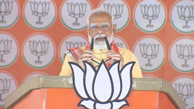 ‘सपा-कॉन्ग्रेस के शहजादे फ्लॉप फिल्म की तरह बार-बार रिलीज हो रहे हैं’: बस्ती में बोले पीएम मोदी- 4 जून को नींद खुलेगी तो EVM पर ठीकरा फोड़ेंगे
