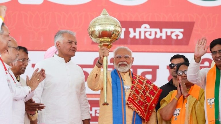 200+ रैली और रोडशो, 80 इंटरव्यू… 74 की उम्र में भी देश भर में अंत तक पिच पर टिके रहे PM नरेंद्र मोदी, आधे तक भी नहीं पहुँच पाए राहुल गाँधी