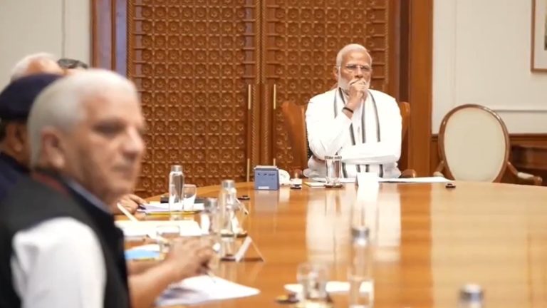 न निकलें घर से, न समुद्र के आसपास जाएँ: रेमल चक्रवात के भारत आने से पहले PM मोदी ने अधिकारियों से तैयारी का जाना हाल, बंगाल में NDRF की 14 टीम तैनात