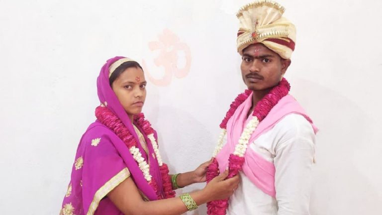 प्रीति बनी तीन तलाक पीड़िता रुबीना, प्रमोद कश्यप संग किया विवाह: वृंदावन की महिला ने बरेली में की घर वापसी