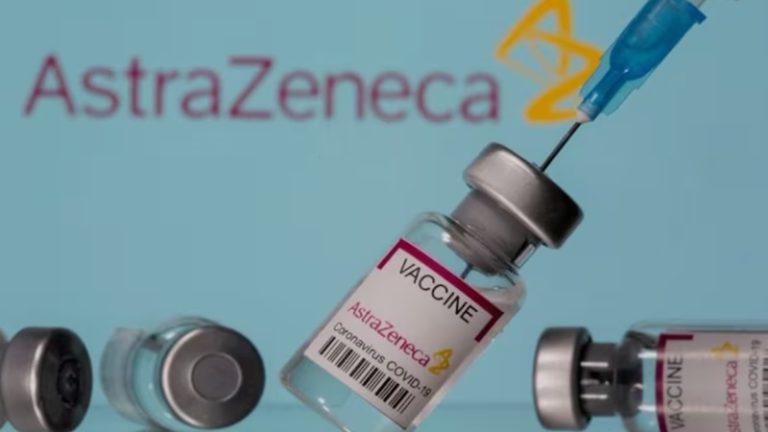 10 लाख में केवल 7 पर साइडइफेक्ट्स, फिर भी कोरोना वैक्सीन वापस ले रही AstraZeneca: जानिए क्यों दुनिया भर में रोकी सप्लाई