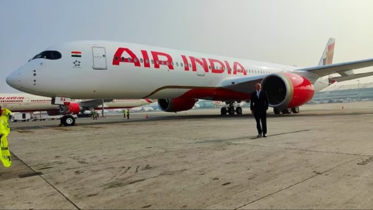 एयर इंडिया की जिस विमान से सुहैब को जाना था लंदन, उसमें ही बम होने की धमकी दी: कोचीन एयरपोर्ट पर चेक-इन करते हुए बीवी-बच्चे के साथ पकड़ाया