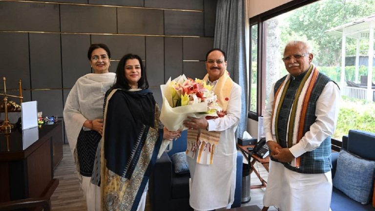 कॉन्ग्रेस छोड़ किरण और श्रुति ने थामा कमल: कभी तीन लाल में बँटी थी हरियाणा की राजनीति, अब BJP सबका परिवार