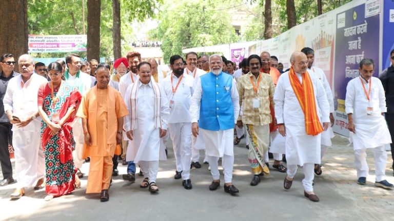 वाजपेयी ने दिखाया जो रास्ता अबकी बार वह PM मोदी की भी राह, क्या वक्फ-UCC जाएगा ठंडे बस्ते में: जानिए किन मुद्दों पर गठबंधन के सहयोगी लगा सकते हैं अड़ंगा