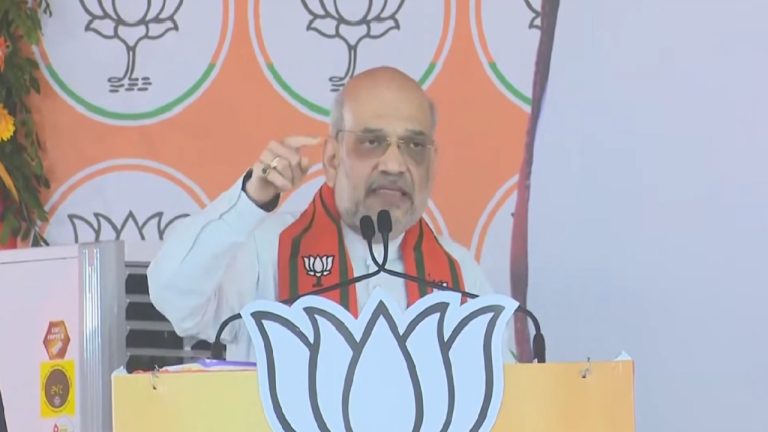 ‘लैंड जिहाद और लव जिहाद को बढ़ावा दे रही हेमंत सोरेन की सरकार’: झारखंड में गरजे अमित शाह, कहा – बिगड़ रहा जनसंख्या का संतुलन