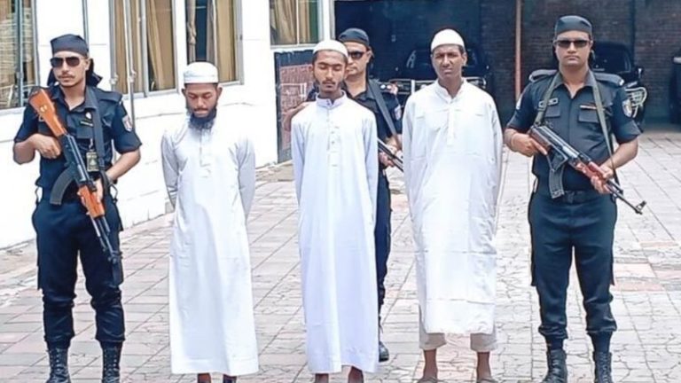 पश्चिम बंगाल में बांग्लादेशी आतंकी संगठन अंसार-अल-इस्लाम का ‘शहादत मॉड्यूल’, ट्रेस न हो पाने वाले एप के जरिए बातचीत: ‘जिहादी सोच’ वाले युवाओं की कर रहे थे भर्ती