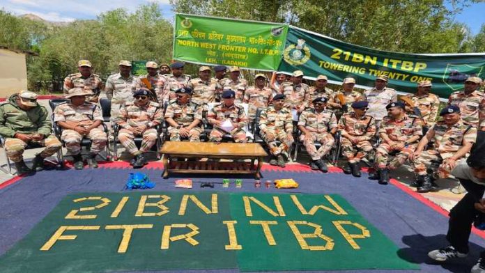 ITBP चीन सोना लद्दाख
