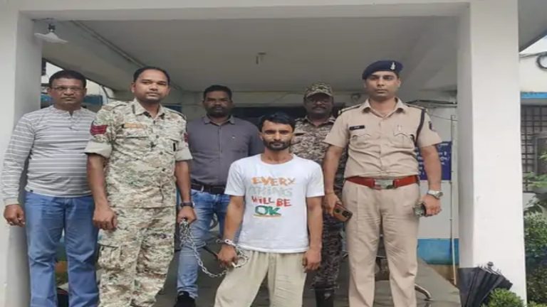 अजय बनकर इश्तियाक कुरैशी ने छत्तीसगढ़ की युवती को शादी का दिया झाँसा, रेप के बाद हुआ फरार: पुलिस ने कानपुर से दबोचा