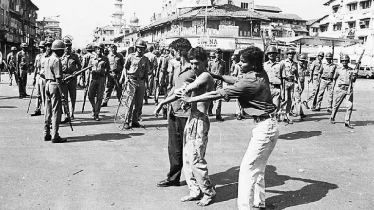 31 साल बाद गिरफ्तार हुआ 1993 के मुंबई दंगों का आरोपित सैयद नादिर शाह अब्बास खान, कोर्ट से जमानत लेकर हो गया था गायब