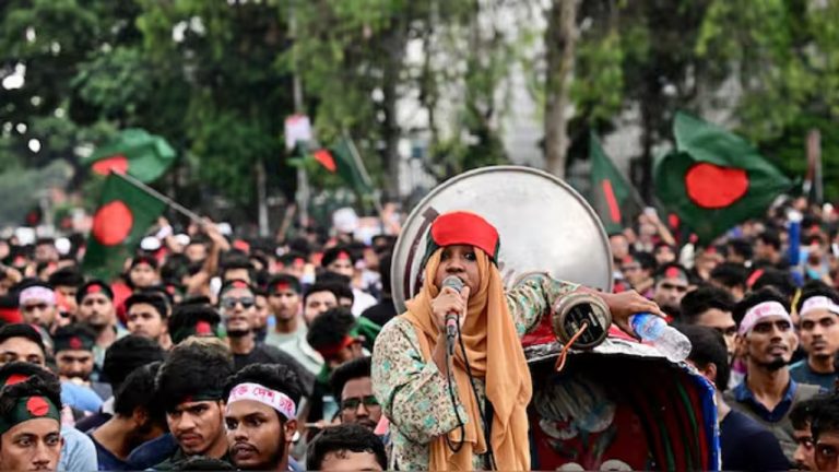 हैदराबाद में हिन्दुओं का नरसंहार करने वाले, बांग्लादेश में क्या? समझिए PM शेख हसीना ने दंगाइयों को क्यों कहा ‘रजाकार’, आरक्षण विरोधी हिंसा से कनेक्शन