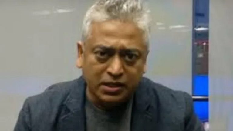 ‘आपातकाल तो उत्तर भारत का मुद्दा है, दक्षिण में तो इंदिरा गाँधी जीत गई थीं’: राजदीप सरदेसाई ने ‘संविधान की हत्या’ को ठहराया जायज