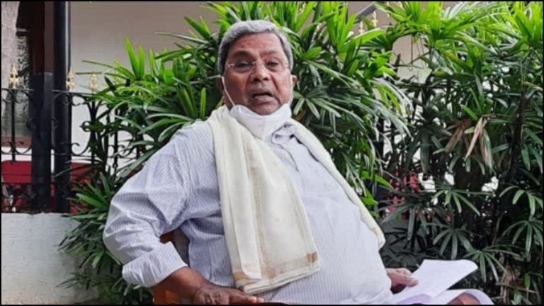 कर्नाटक CM सिद्दारमैया, पत्नी और साले के खिलाफ शिकायत दर्ज, सस्ती जमीन के बदले महँगी जमीन हथियाने का आरोप