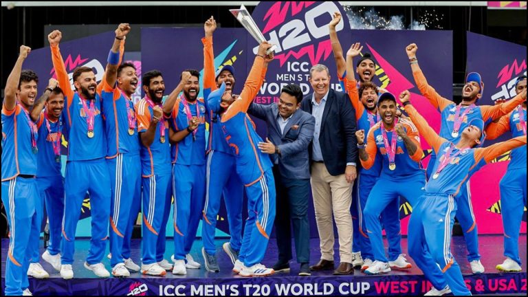 192 की रफ्तार से चली ‘आँधी’ को थाम चैंपियन बना भारत, पर 210 की स्पीड वाले तूफान में फँसी: टीम इंडिया की नहीं हुई घर वापसी, जिस होटल में कैद वह भी ‘बेरिल’ के खतरे से सटा