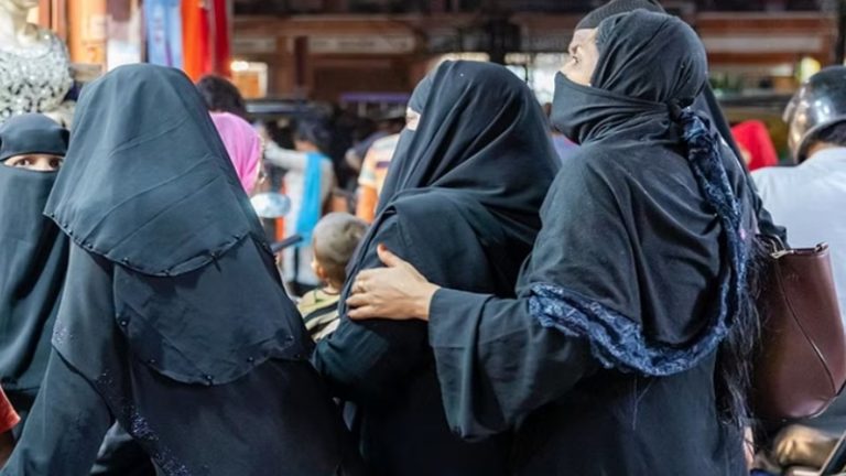 बांग्लादेशी घुसपैठियों को बाहर करो: झारखंड हाई कोर्ट का आदेश, याचिकाकर्ता ने बताया- ST लड़कियों को फँसाकर बना रहे मुस्लिम, खुल रहे मदरसे