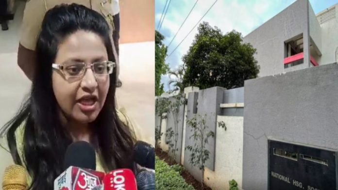 पूजा खेडकर के घर चला बुलडोजर