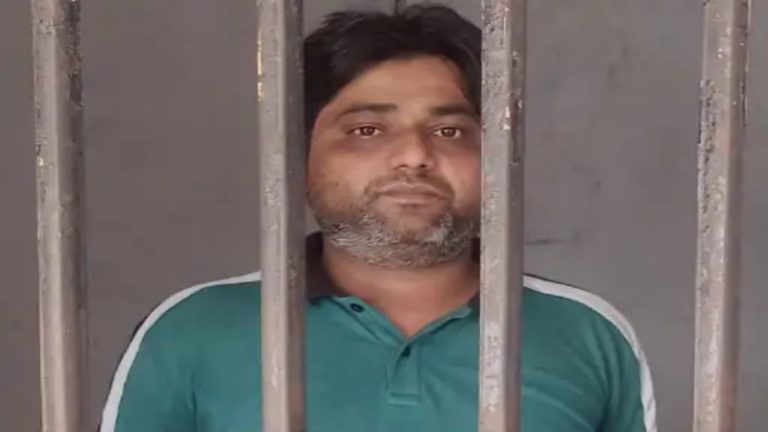 OpIndia Impact: लव जिहाद के आरोपित कथित डॉक्टर अब्दुर्रहमान को गाजियाबाद पुलिस ने दबोचा, पूर्व IAS अधिकारी की MBBS बेटी से की है दरिंदगी