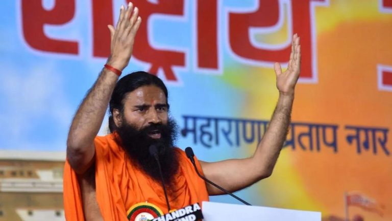 इस्लाम-वामपंथ के नाम पर करोड़ों लोगों का कत्ल हुआ, अब हर साल जहरीली एलोपैथिक दवाएँ खाकर मर रहे करोड़ों: बाबा रामदेव, आर्थिक स्वतंत्रता का किया आह्वान