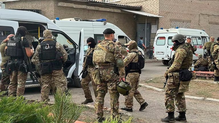 रूस की जेल पर ISIS आतंकियों ने किया कब्जा, स्नाइपर्स ने मार गिराया : 4 वॉर्डन समेत 8 की मौत