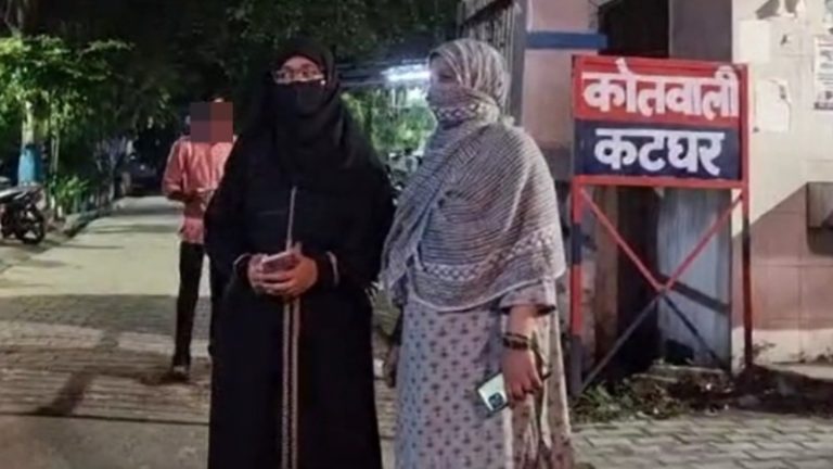 ‘तू हिन्दू लड़के से क्यों बात कर रही थी’: मुस्लिम लड़की को गंदी-गंदी गालियाँ देते हुए बुर्का फाड़ने का प्रयास, पीड़िता का आरोप- नाज़िम और वसीम नाम ले रहे थे लोग