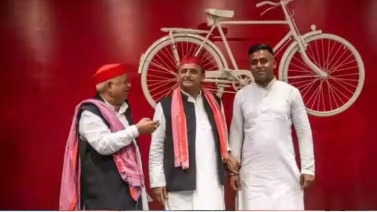 अयोध्या के सपा सांसद अवधेश प्रसाद के बेटे पर FIR, अपहरण के बाद मारपीट और धमकी का आरोप: BJP बोली- जिस गाड़ी पर सपा का झंडा, उस गाड़ी में बैठा है गुंडा
