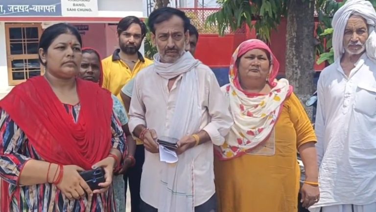 ‘घर के आगे करते हैं पेशाब, रोकने पर देते हैं सबको मार डालने की धमकियाँ’: बागपत में हिन्दू महिलाओं की पुलिस से गुहार, साथियों संग चाँद-सोहैल के खिलाफ जाँच शुरू
