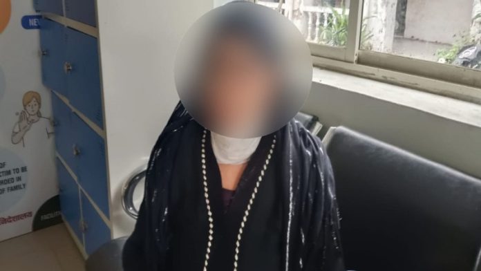 बरेली पार्क महिला ब्लेड
