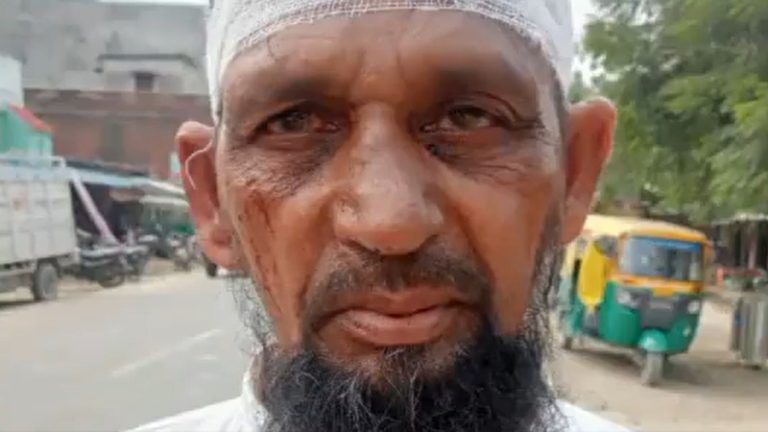‘सब घर जाओ, हम इसे दुआ सिखाएँगे’: मदरसे में दीनी तालीम लेने गई नाबालिग छात्रा से रेप… गोरखपुर पुलिस ने मौलवी रहमत अली को दबोचा