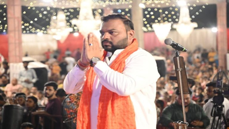 ‘सनातनियों की सुनेंगे, सनातनियों को चुनेंगे’: 2 दिन में कॉन्ग्रेस में शामिल होने के फैसले से पलटे भजन गायक कन्हैया मित्तल, लोगों से माँगी माफ़ी