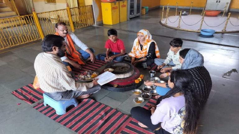 सनातन में महिलाओं का सम्मान देख मुस्लिम महिला ने बेटों संग की घर वापसी, शौहर इरफान खान से थीं दुखी: मेहनाज बनी मीनाक्षी, बच्चे ‘लव-कुश’