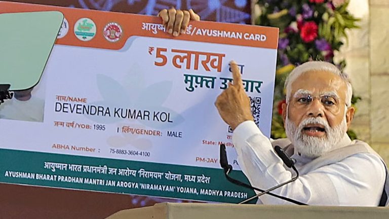 70+ वाले बुजुर्गों को मिलेगा ₹5 लाख तक का मुफ्त इलाज, आयुष्मान का दायरा मोदी सरकार ने बढ़ाया: जानिए कैसे बनेगा कार्ड, कैसे मिलेगा फायदा