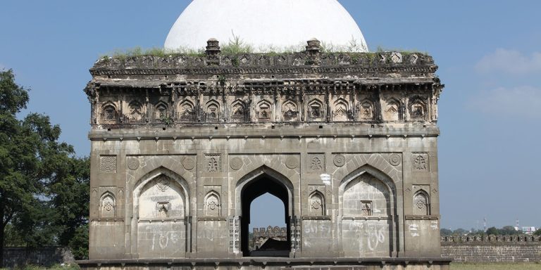 120 से ज्यादा स्मारक और धरोहर देश की, लेकिन कब्जे का दावा वक्फ बोर्ड का: संसदीय समिति के सामने ASI ने खोला चिट्ठा