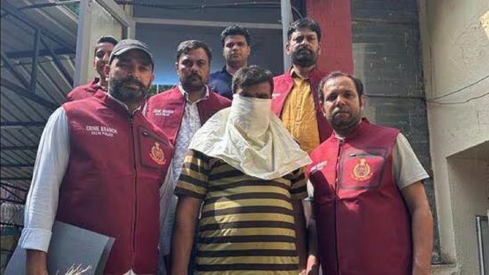 शातिर ठग मुकीम अयूब खान