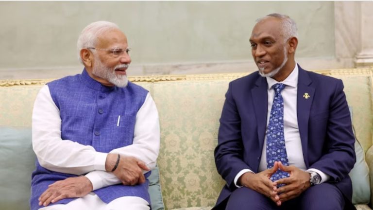 रास्ते पर आया मालदीव: PM मोदी पर अपमानजनक टिप्पणी करने वाले 2 मंत्रियों ने दिया इस्तीफा, राष्ट्रपति मोइज्जू के भारत आने की तैयारी