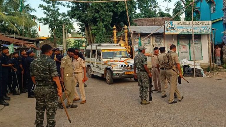 ओडिशा के भद्रक में सोशल मीडिया पोस्ट पर भड़की हिंसा, इस्लामी कट्टरपंथियों ने किया पथराव: बवाल के बाद इलाके में इंटरनेट बैन, 3 पुलिसकर्मियों समेत कई घायल