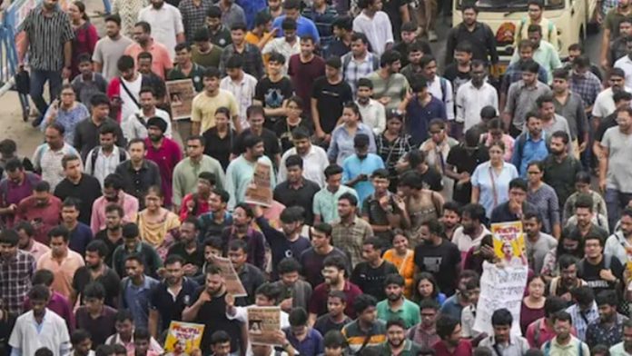 जादवपुर डॉक्टर प्रदर्शन