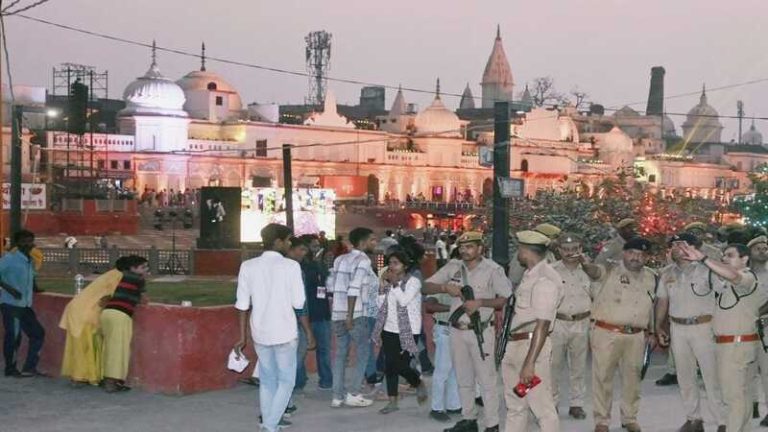 राम मंदिर में प्राण-प्रतिष्ठा के बाद पहली दीवाली मना रही अयोध्या, जानिए क्यों इसे कह रहे ‘महापर्व’: दीपदान की तैयारियों से लेकर सुरक्षा तक सब कुछ अनूठी