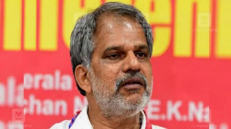 लिपस्टिक पर अड़े CPM नेता, सेक्सिस्ट बयान से पीछे हटने को तैयार नहीं: कहा था, ‘अच्छे कपड़े पहनने वाले झूठे, लिपस्टिक वाली से सावधान’