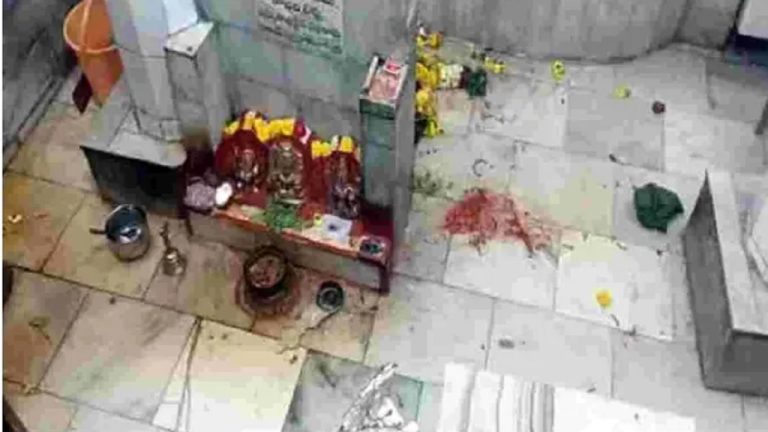 मंदिर में घुसकर देवी प्रतिमा को लात मारने वाला निकला सलीम, होटल से हैदराबाद पुलिस ने किया गिरफ्तार