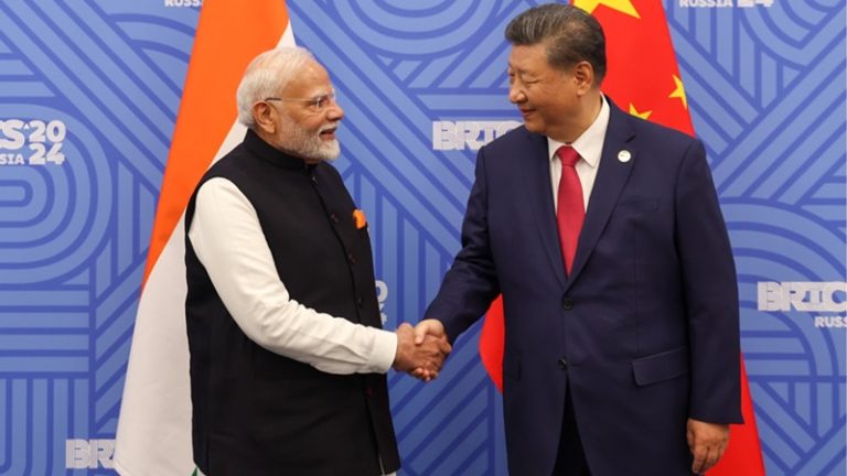 5 साल बाद मिले मोदी-जिनपिंग, भारत-चीन के बीच द्विपक्षीय बात: BRICS से ‘शांति का संदेश’ दे बोले PM- आतंक पर ना हो दोहरा रवैया, मिलकर लड़ें
