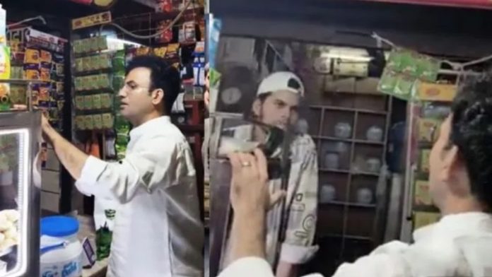 दुकान पर हिंदू नाम